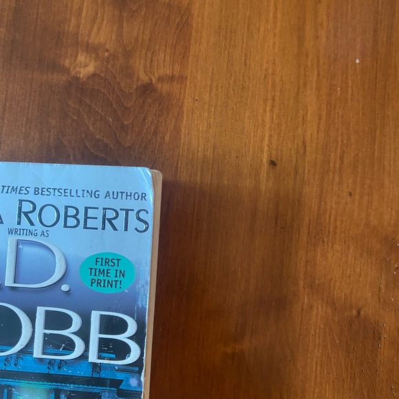 Nora Roberts / JD Robb Purity in Death” - Picture 5 of 5